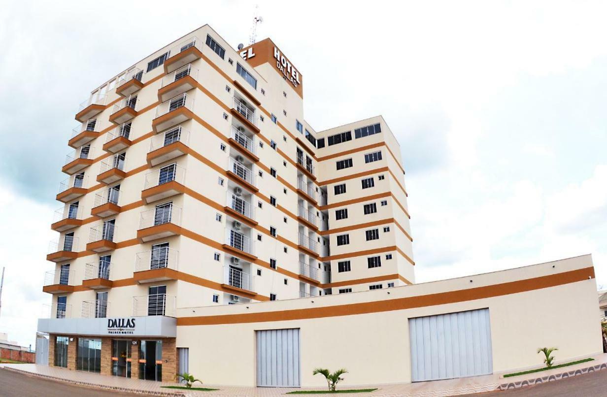Dallas Palace Hotel Rio Paranaiba Екстер'єр фото