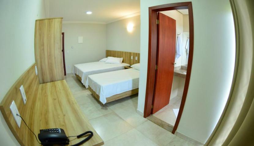 Dallas Palace Hotel Rio Paranaiba Екстер'єр фото